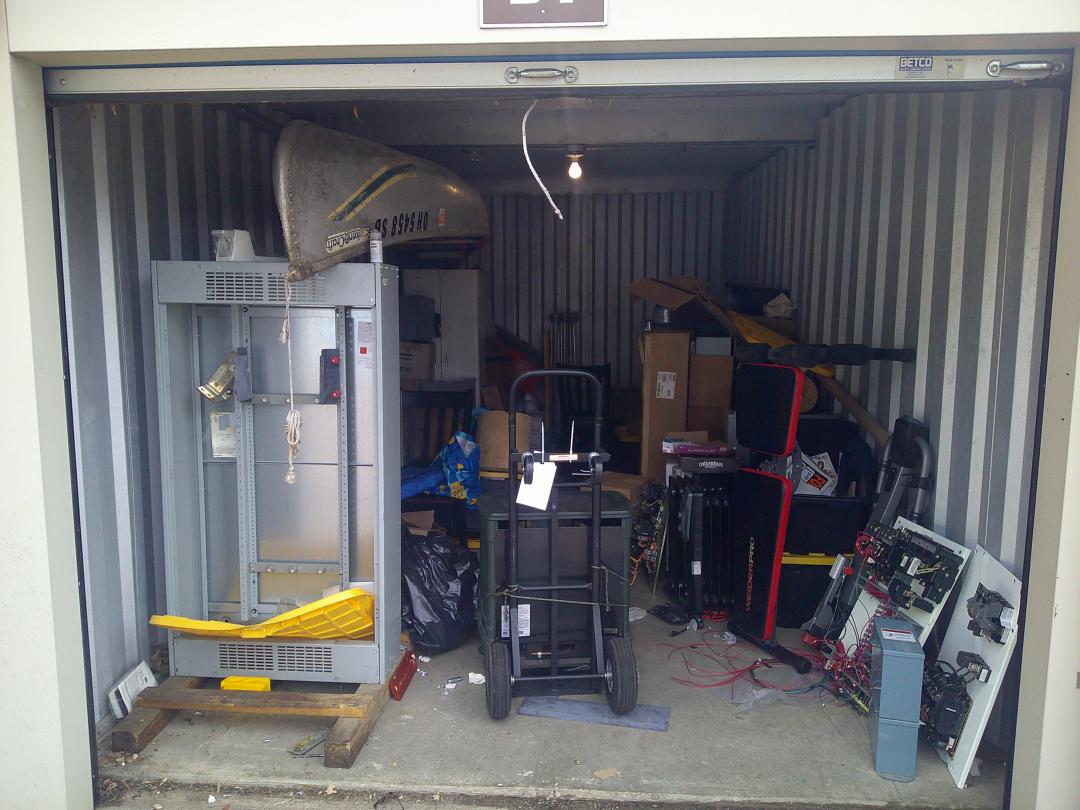 Storage Unit Auction in Akron , OH at Akron Self Storage ends on 30th
